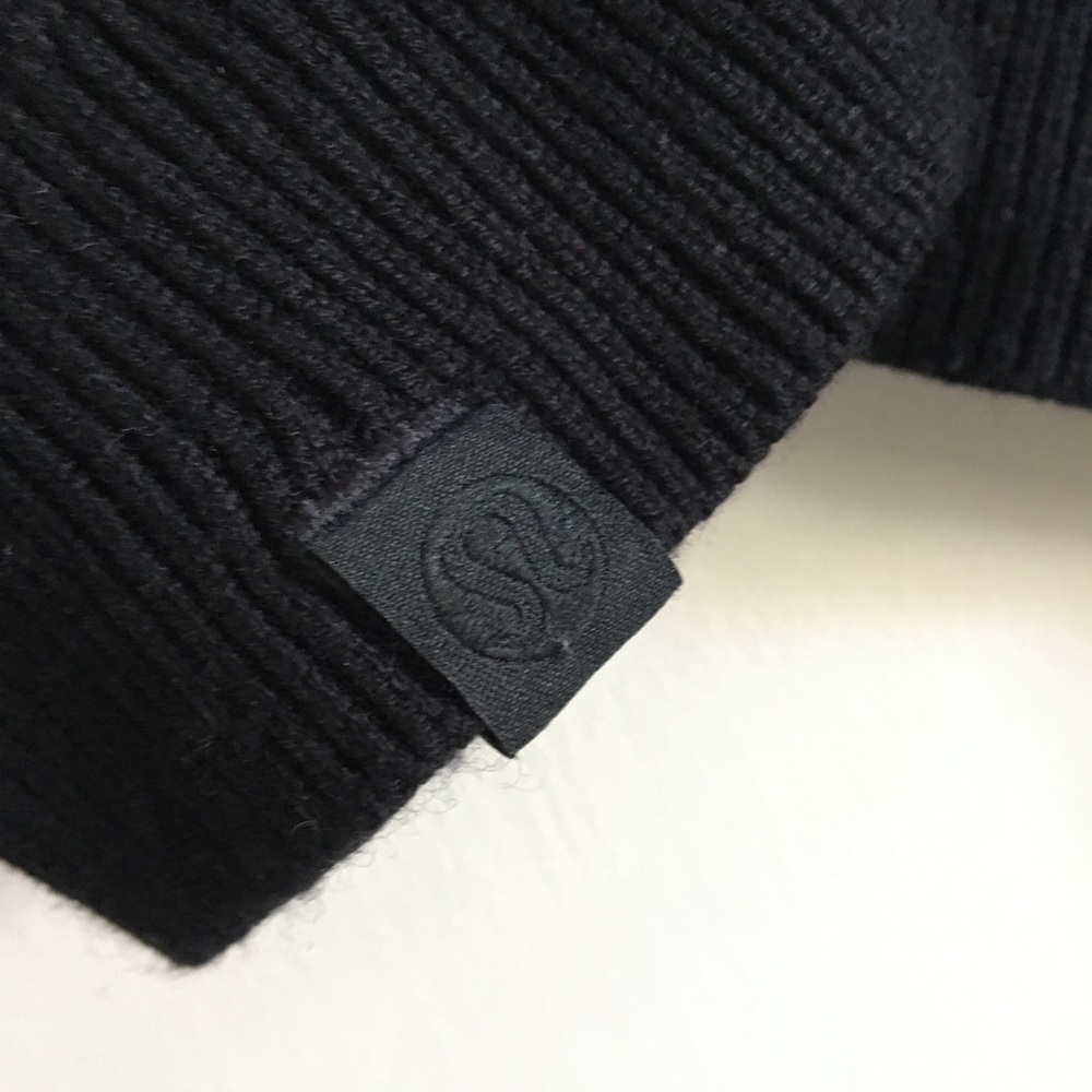 lululemon | black knit crop sweater, so comfy! - Picture 7 of 12
